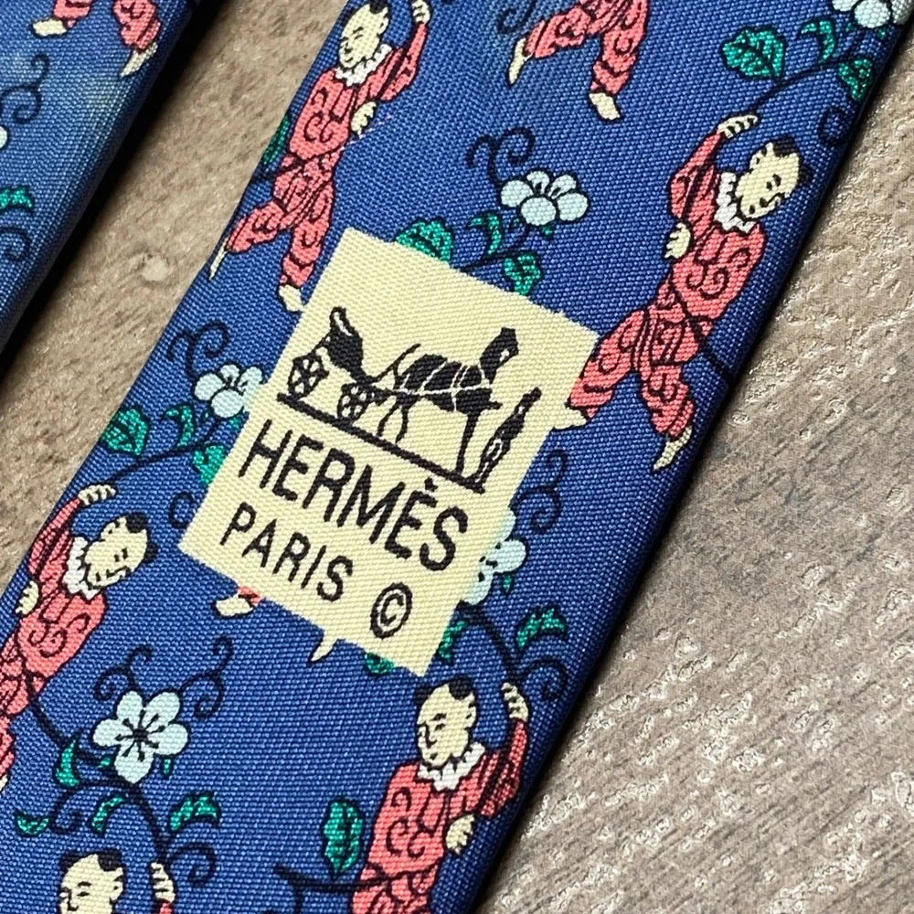 Rare Vintage Hermes Novelty Silk Tie Asian Floral Motif 7238 MA France Luxury